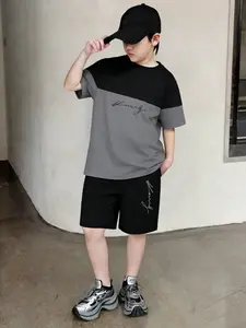 Boys' Blue-Striped Letter-Print White T-Shirt & Skull-and-Claw Gradient Shorts Set: A Relaxed, Breathable, and Stylish Outfit in White and Blue Color-Blocking Street Style—Perfect for School, Skateboarding, and Outdoor Activities Breathable Fabric Set