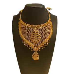 24k gold plated jewelry set , very classic and beautiful, good for wedding , party