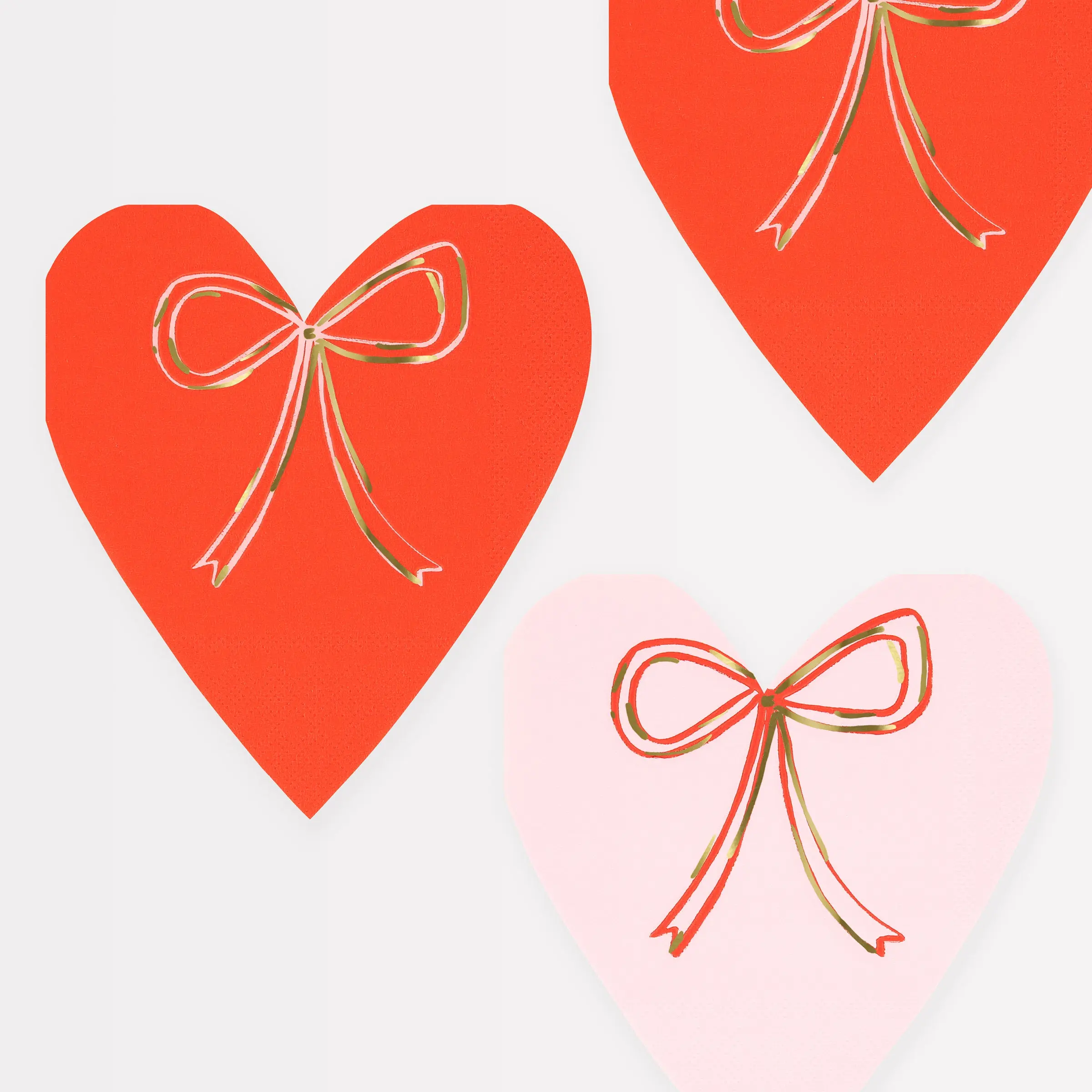 Heart With Bow Napkins (x 16)