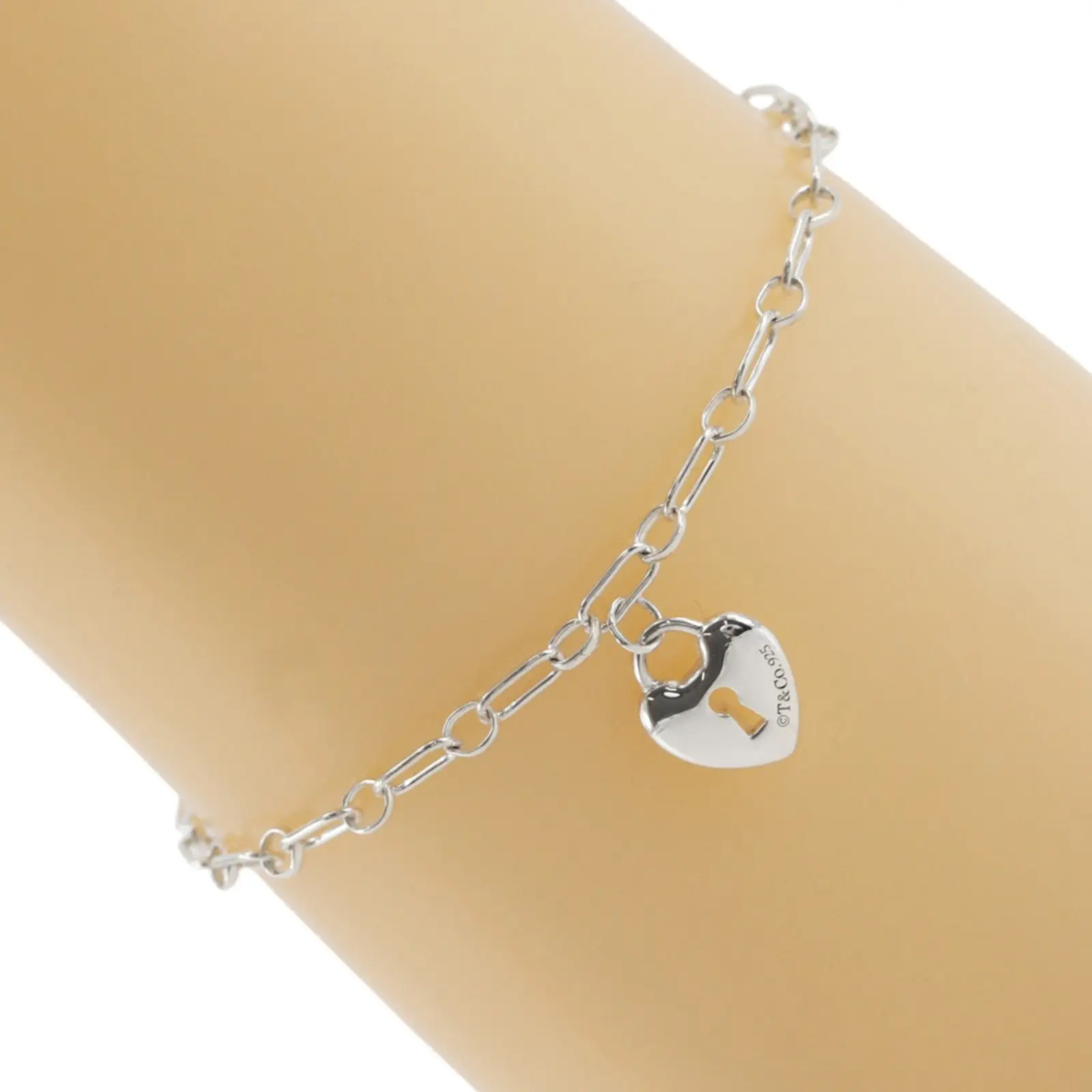 Pre-owned Tiffany & Co. Sterling Silver 925 (Ag925) Small Leather Goods Tiffany＆Co. Heart Lock Charm Silver Bracelet