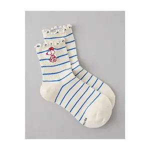 AE Snoopy Cropped Crew Socks