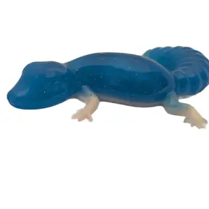 statue Resin Gummy style lizard gecko art Piece Animal Cute