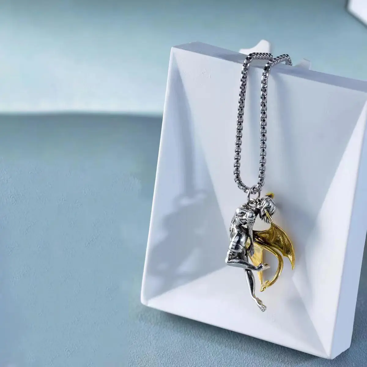 Unisex Gothic Angel-Demon Wings Pendant Necklace with Artificial Gemstone, Exquisite Chain Jewelry, Metal-Coated Adult Accessory for Daily Casual Wear, Adults