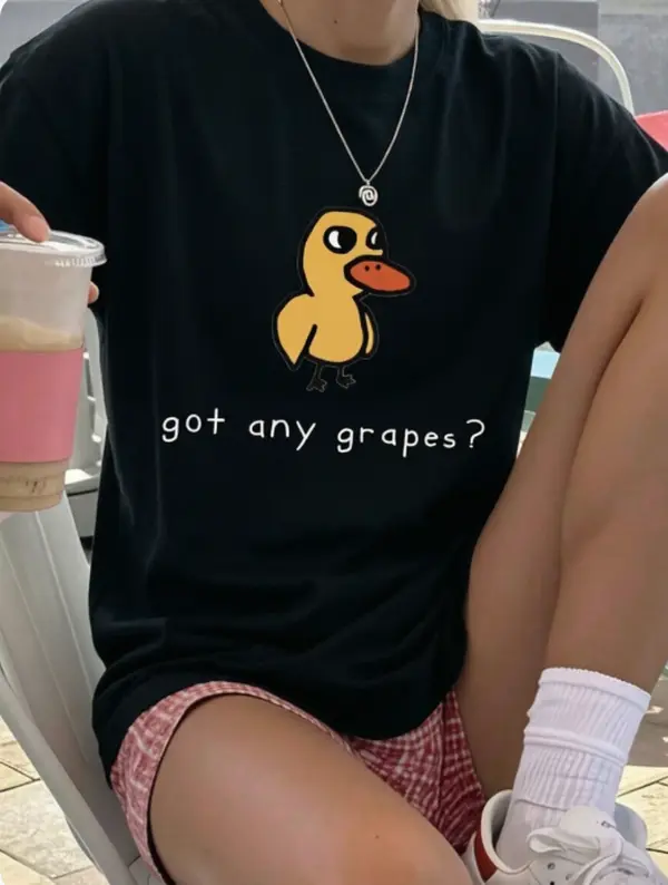 Women's Comfortable Oversize Loose Cotton T-Shirt - Cute Meme Vibe, Adorable Little Duck "Got Any Grapes" Cartoon Print, Short Sleeve Summer Top for Weekend Festival Streetwear, Stylish Fit, Tshirt