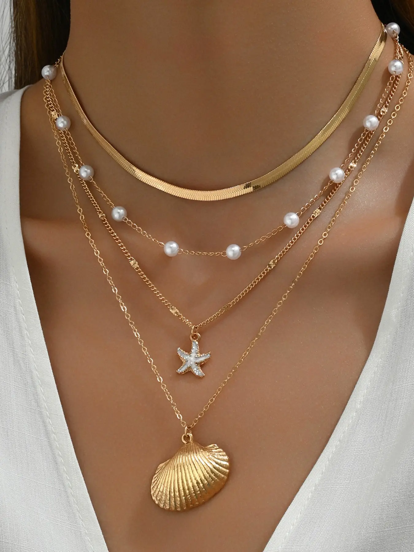 4 Pcs/Set 2026 New Women's Boho Beach Shell Necklace Ocean Shell Pendant Starfish Necklace Layered Necklaces Trendy Jewelry Choker Fashion Clavicle Chain Jewelry Set
