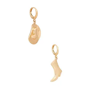 petit moments Faye Earring in Gold