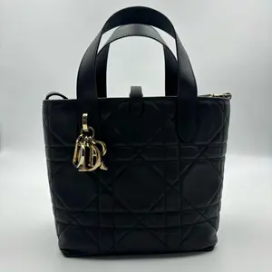 Pre-owned Dior Toujours Vertical Small Tote Bag 19243222hd