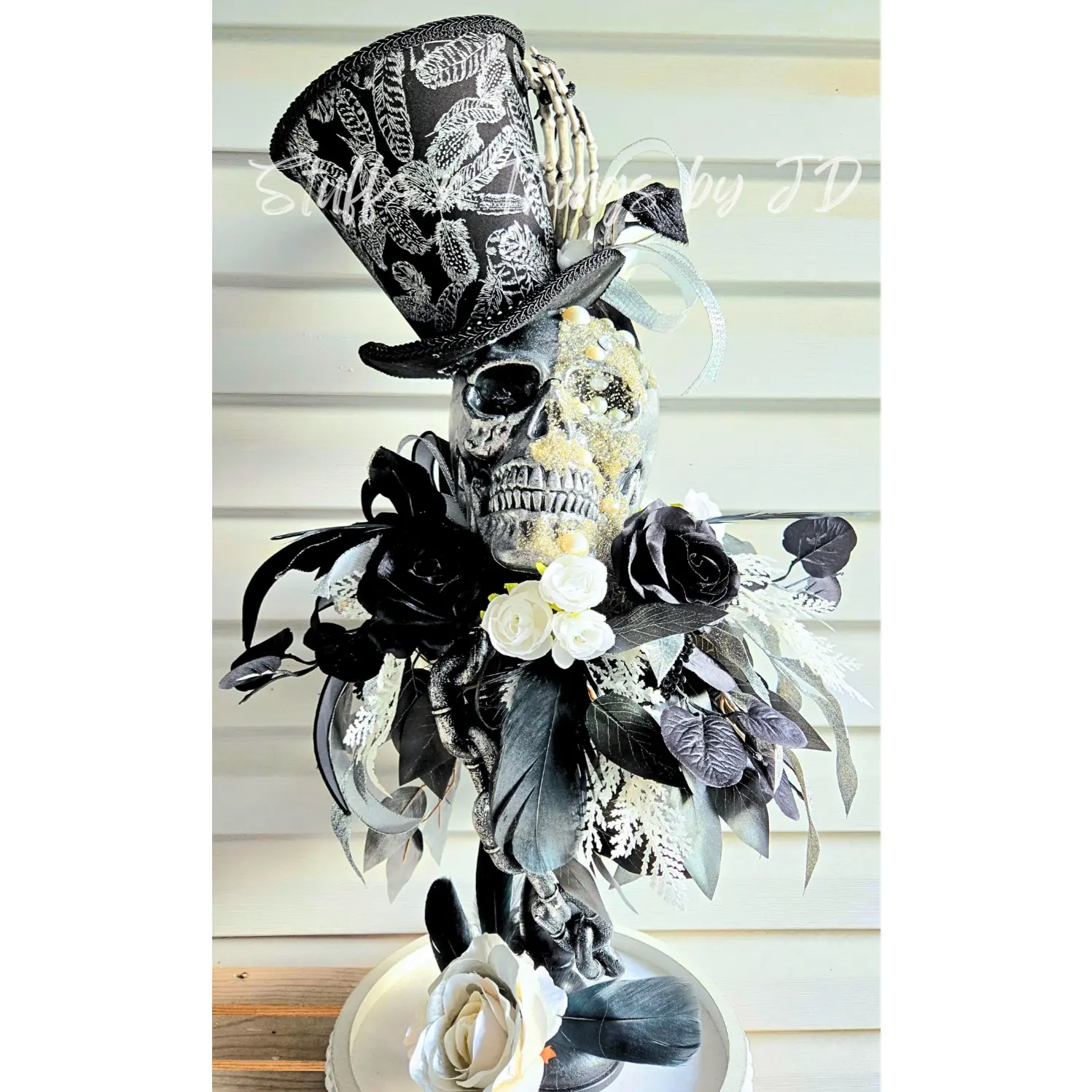 Black & White Gothic Skull Candlestick – Halloween Table Centerpiece with Handmade Top Hat