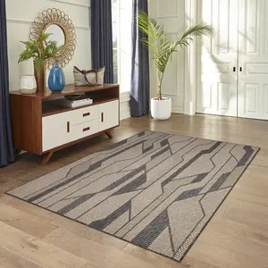 Lush Decor MONACO Indoor/Outdoor Power Loomed Polypropylene Easy Care Area Rug -    (Vienna)