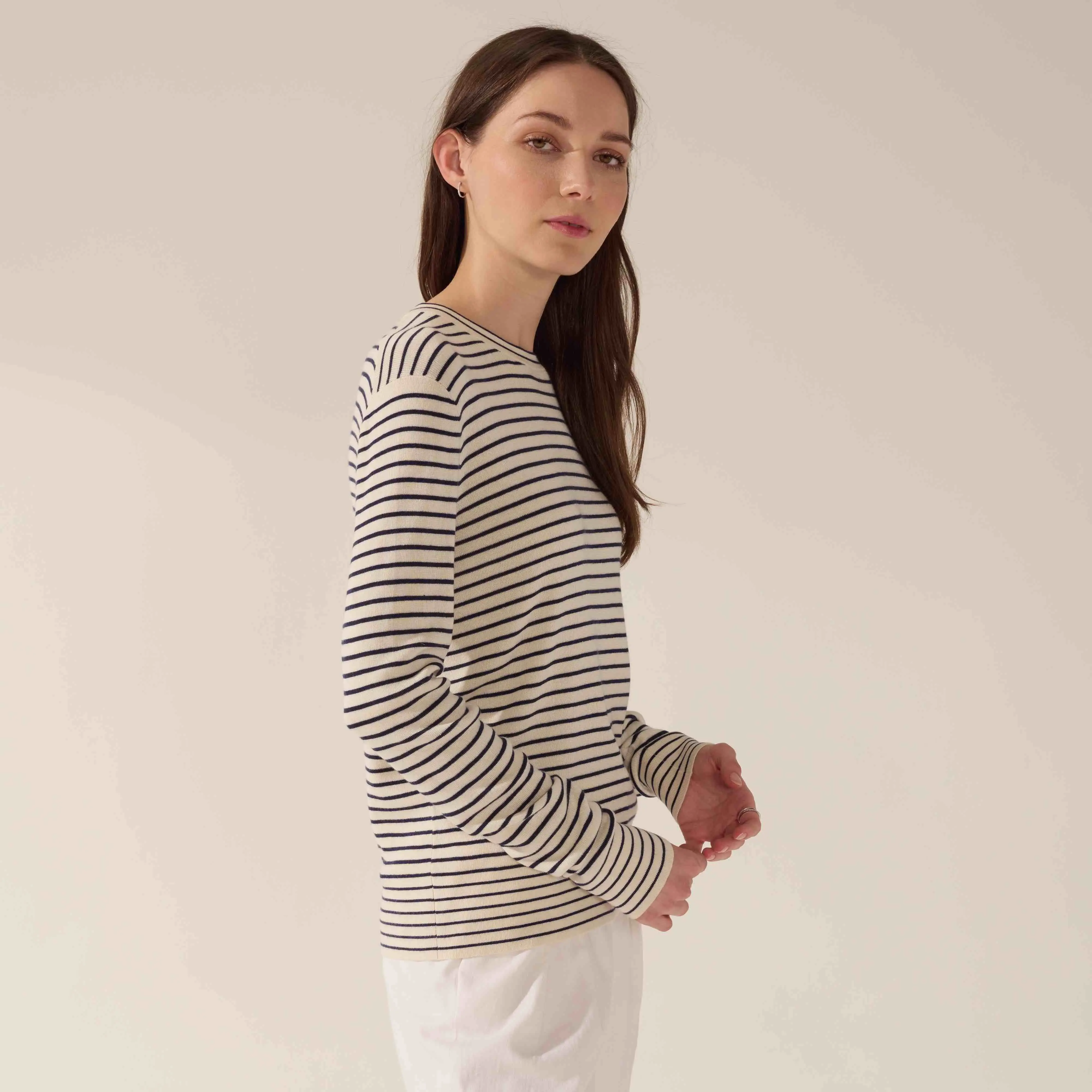 Eloise Featherlight Silk-Cashmere Knit Long Sleeve