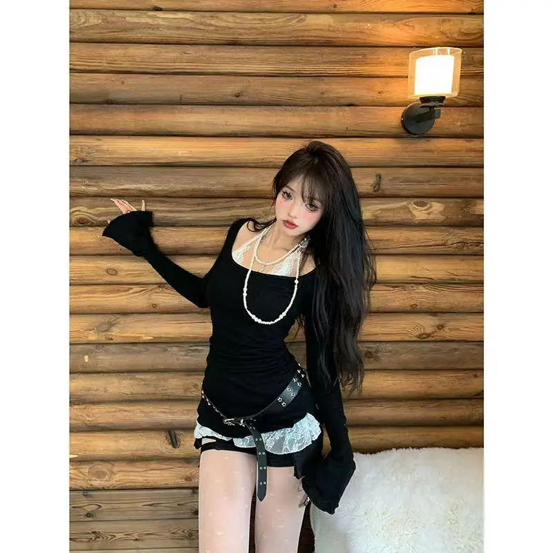 Women's Chic Halter Neck Long-Sleeve Polyester Blouse with Patchwork, Cutout Detail and Lace Trim, Machine Washable, Longsleeves, Casual