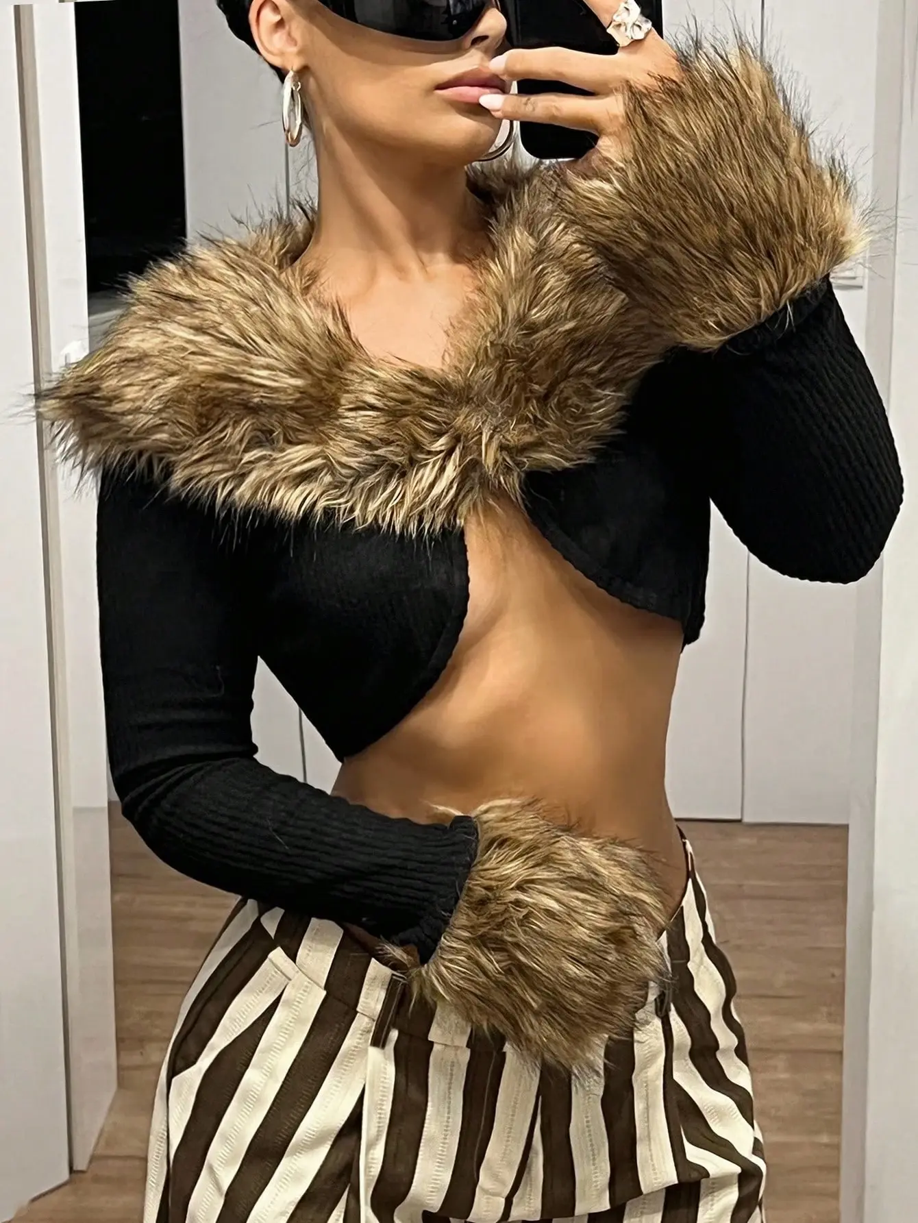Candle Sexy Faux Fur Collar Splicing Long Sleeve Slim Fit Cropped Jacket Fur Trim Crop Top Winter Fashion Going Out Streetwear