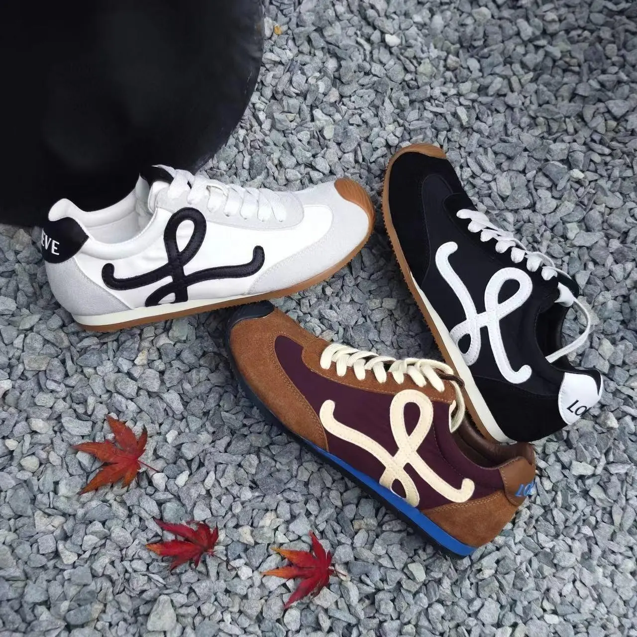 Women's Fashion Low Top Sneakers Vintage Casual Walking Shoes Comfortable Lace Up Lifestyle Athletic Shoes for Daily Wear