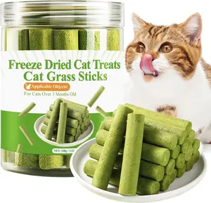 Cat Grass Stick ,Delicious Cat Grass Teething Stick Edible Cats Chew Toy Cat Treats Snack for Teeth Cleaning and Hairball Removal