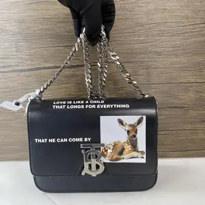 Pre-owned BURBERRY Black glossy calf leather ( Shoulder Bags TB Medium Bag with Deer Print Collaboration Edition+little charm++