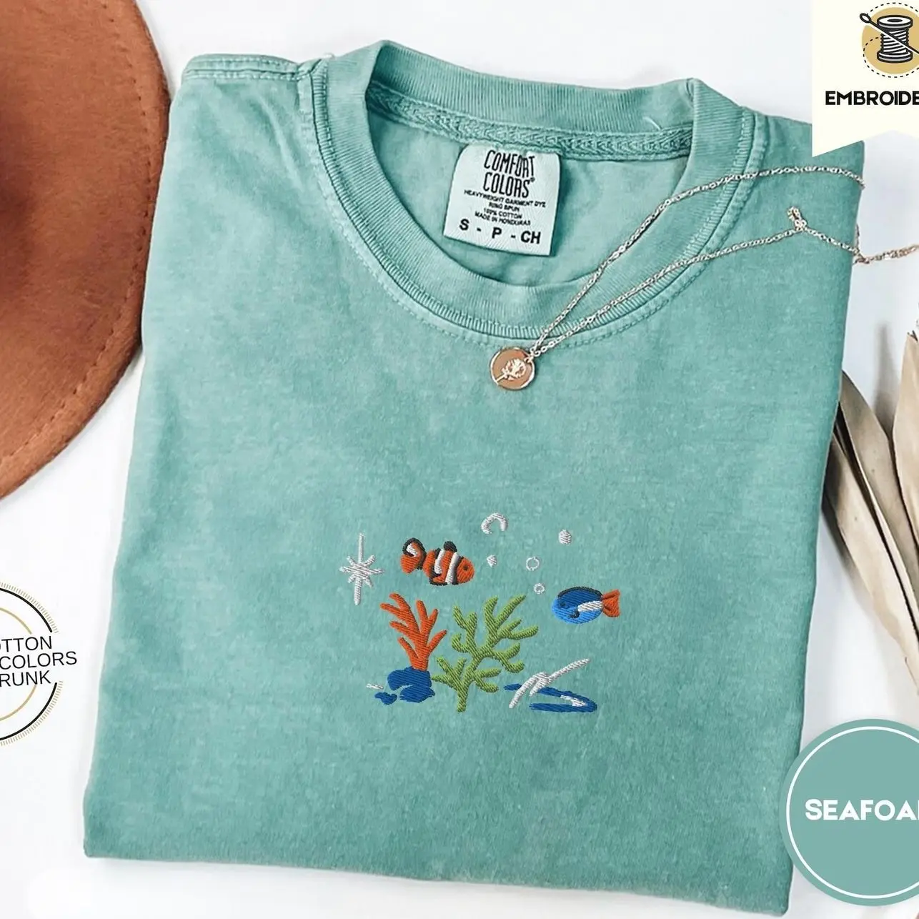 Summer shirt, beach shirts, Vintage Embroidered Ocean Animals Coral Reef Shirt, Surf Beach Bum Ocean T shirt Clown Fish 4