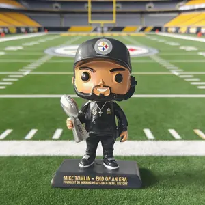 Resin Rugby Referee Statue Home Decor Ornament, Craftsmanship Decoration Piece, Perfect for Sports Fans and Collectors