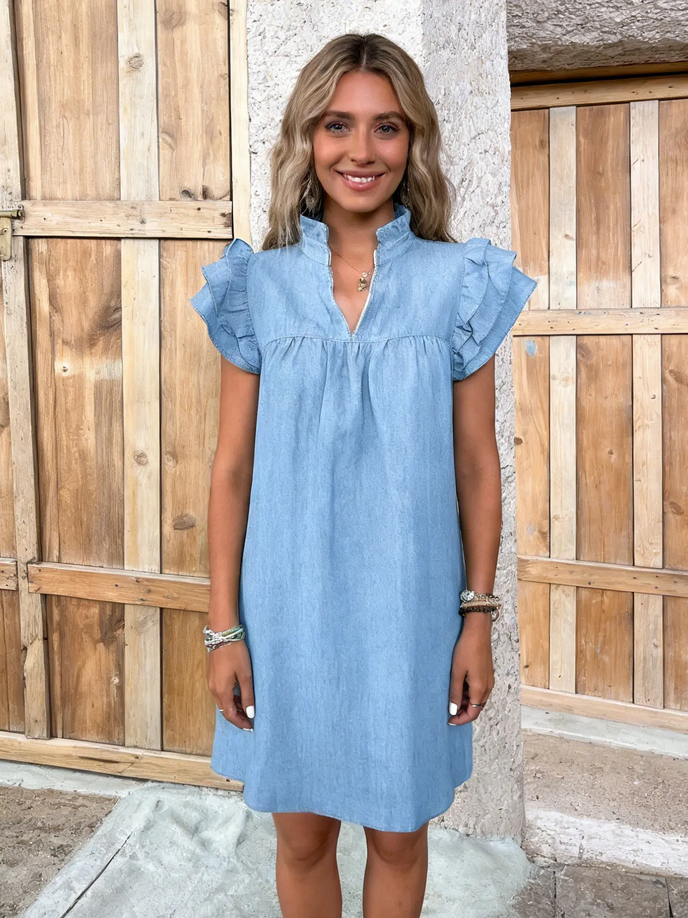 A women's solid color fashionable casual multi-layer ruffled sleeve V-neck pullover dress, suitable for summer, daily casual wear, vacations, dates, gatherings, and othr occasions, Casual Loose Dress, Casual Beach Dress