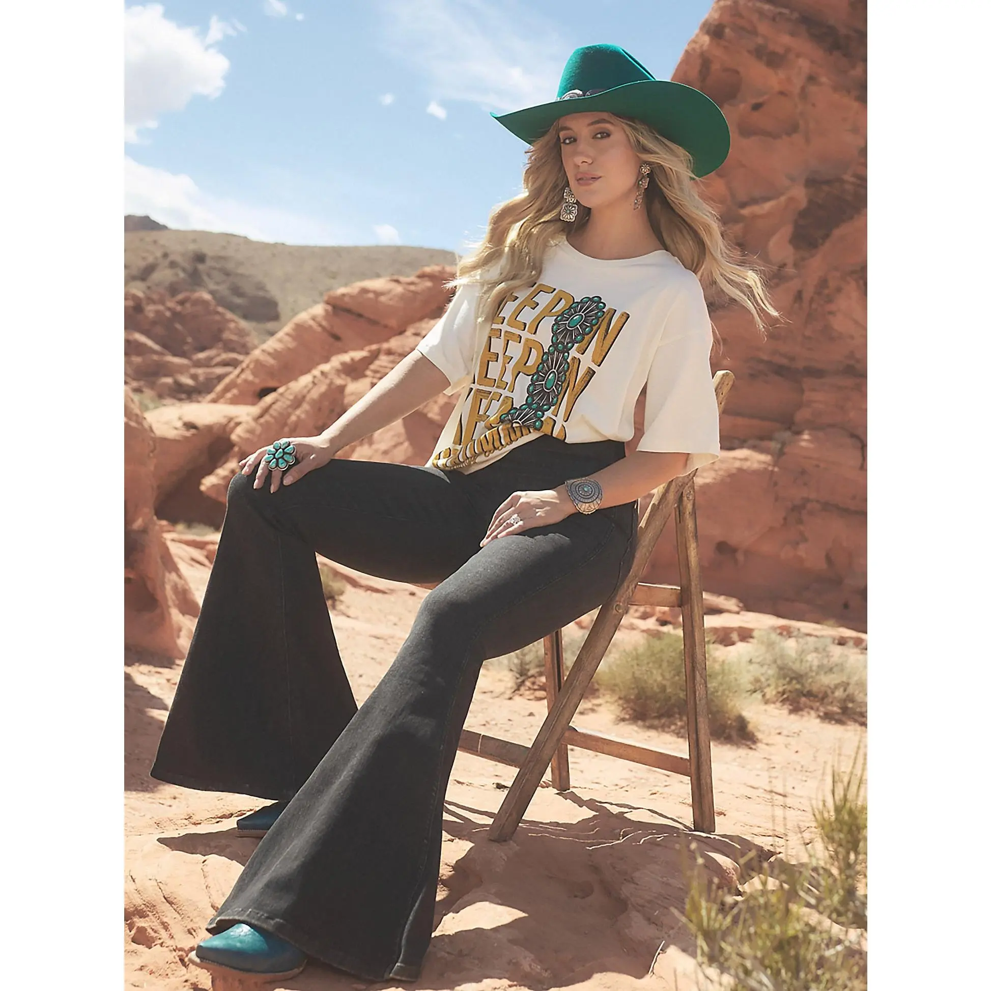Wrangler Lainey Wilson Pull On Bell Black, Fit, Embroidered, Bottom, Denim, Casual, Slim, Jeans, Celebrate Curves, Flared, 30X34, Flattering And Fabulous, High Waist