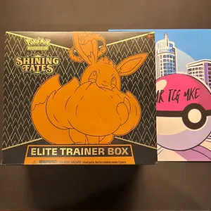 Pokémon Shining Fates Elite Trainer Box ETB (sealed)