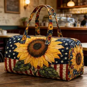 Women's Quilted Sunflower American Flag Luggage - Large Capacity Zipped Overnight Travel Bag, Patriotic USA Weekender Carry-On Tote, Quilted Travel Bag, Bag Travel Bags