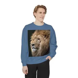 Lion Sweatshirt, Animal Lover Gift, Wildlife Apparel, Nature Inspired Jumper, Safari Theme Top, Jungle Print Pullover