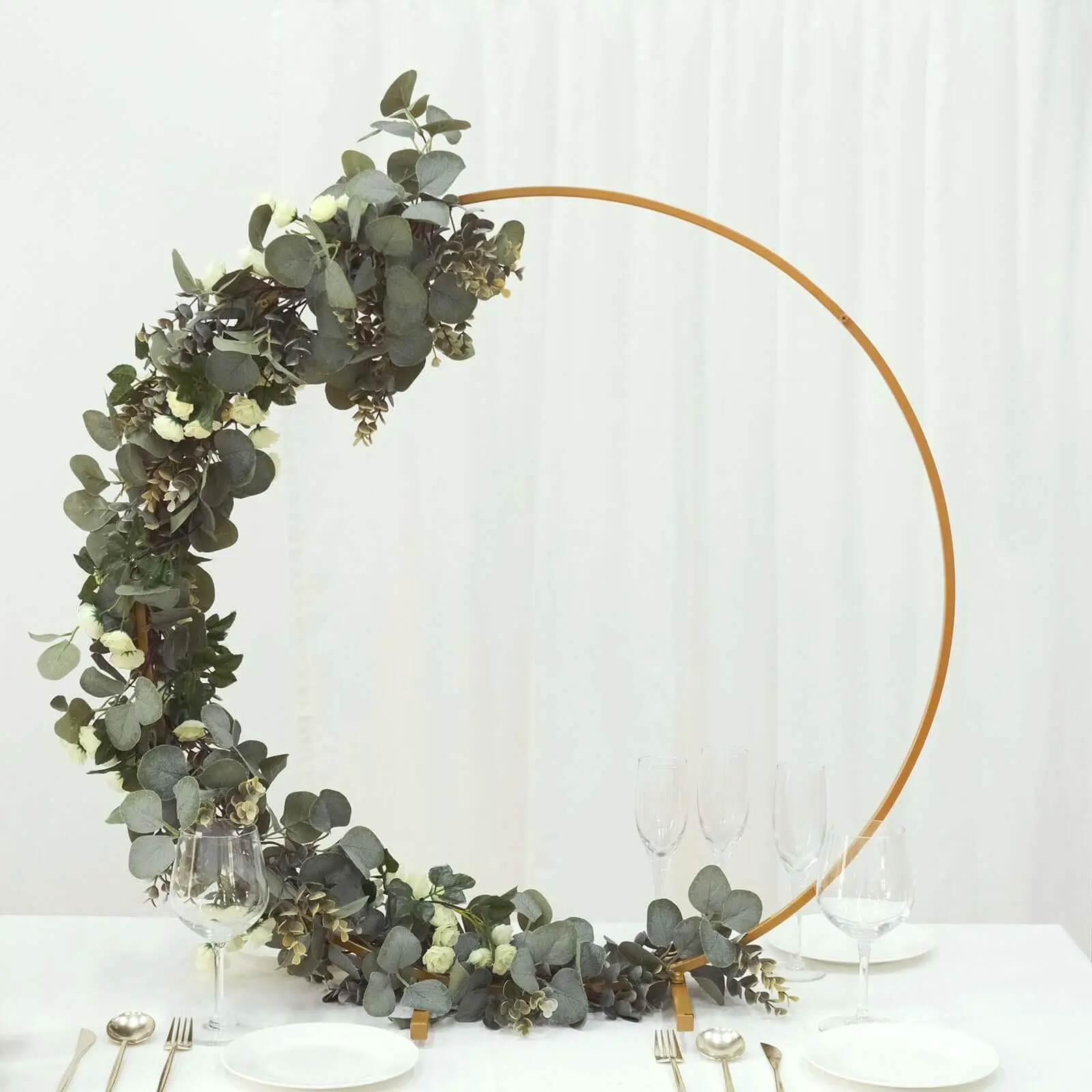 32" Gold Metal Round Hoop Decor - Self-Standing Floral Arrangement Centrepieces, Flower Wreath Frame for Wedding Tables (Home & Festive Party Supplies)
