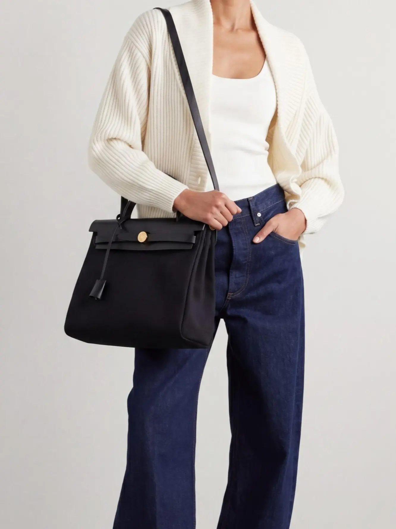 Pre-owned HERMÈS Leather & Canvas Crossbody Bags Herbag 31 Crossbody Bag in Excellent Condition