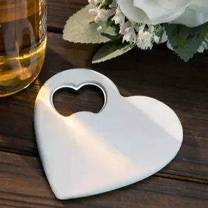 Magnetic Bottle Opener Heart-Shaped Magnet Fridge Magnets Country Style Party Gift Suitable for Guests Wedding Gifts Magnetic Bottle Opener