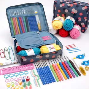 1 set of beginner yarn and beginner book crochet set, suitable for beginners crochetbeginner set, learning to use ergonomic soft grip hooks and blue flower bag crochetset as a gift for women (some accessories are randomly colored)
