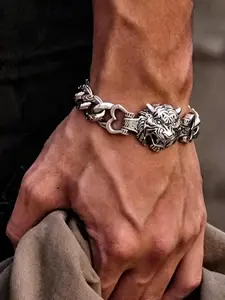 1PC Bold Tiger Head Totem Bracelet – Vintage Distressed Street Style Men’s Accessory – Animal-themed Bracelet – The perfect gift for Valentine’s Day, Thanksgiving, Christmas and anniversaries