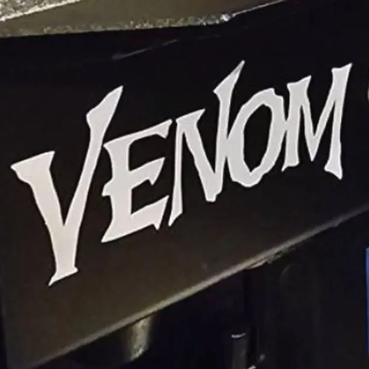 2-Pack Venom Logo Vinyl Body Decal, Easy-to-Apply Car Culture Decor for Automotive & Motorcycle Exterior, Multi-Use Car Stickers