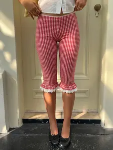 Retro American Gingham Capri Pants, High Waist Lace Trim Leggings, Slim & Curvy Fit, Checkered Print + Lace Hem, American Streetwear, Viral Ins Outfit, Street/Casual/Vacation/Date/Baddie Wear, Versatile Outerwear Pants