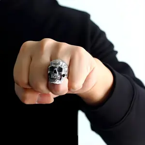 2025 Jewelry Design Antique Silver Color Evil Skeleton Skull Ring For Men Chunky Stainless Steel Punk Rock Skeleton Ring Jewelry For Male Wholesale