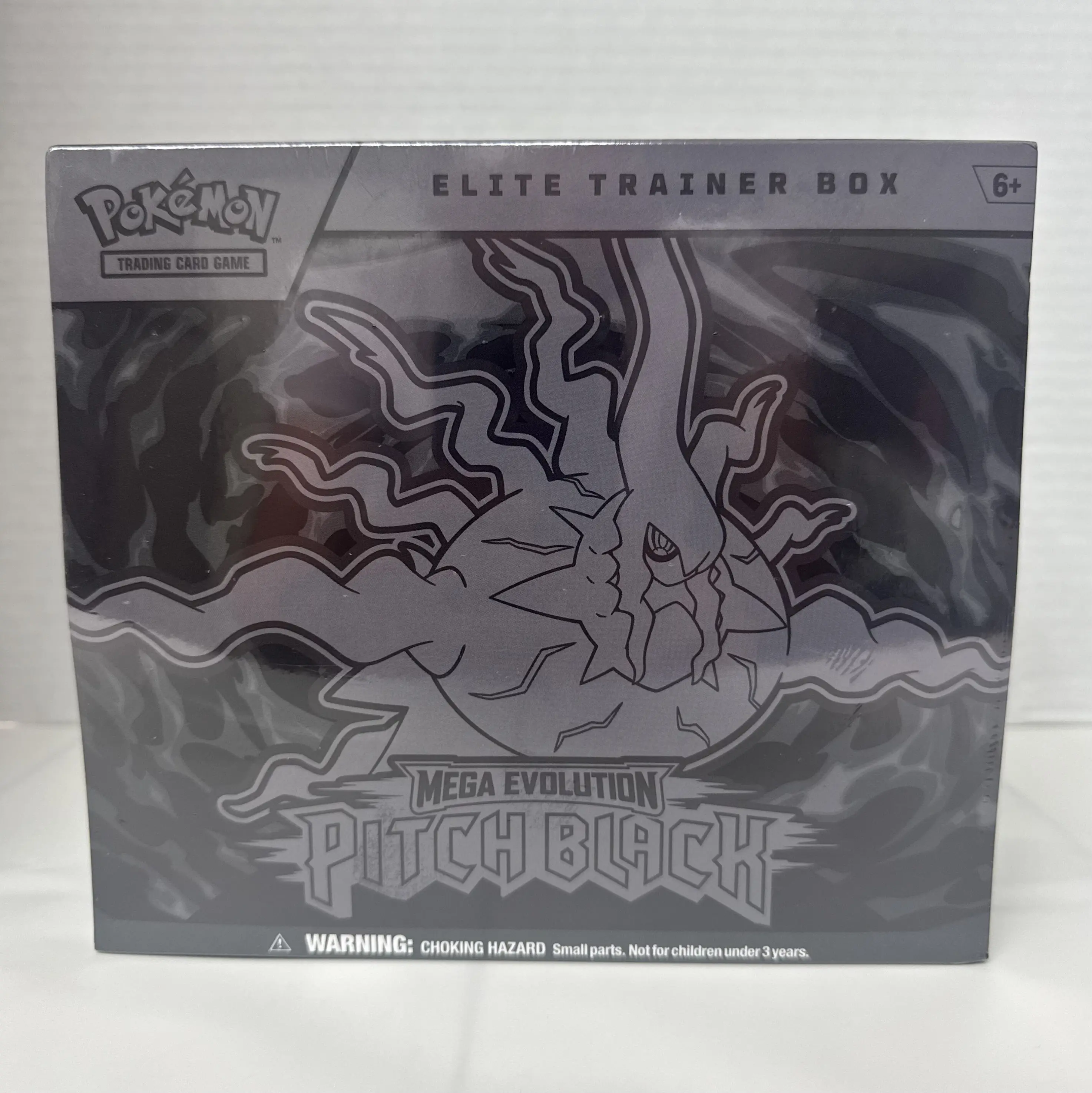 Pokemon Mega Evolution-Pitch Black Pokémon Center Elite Trainer Box