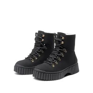 Women's Lace-Up Ankle Boots with Chunky Tread Sole and Warm Lining