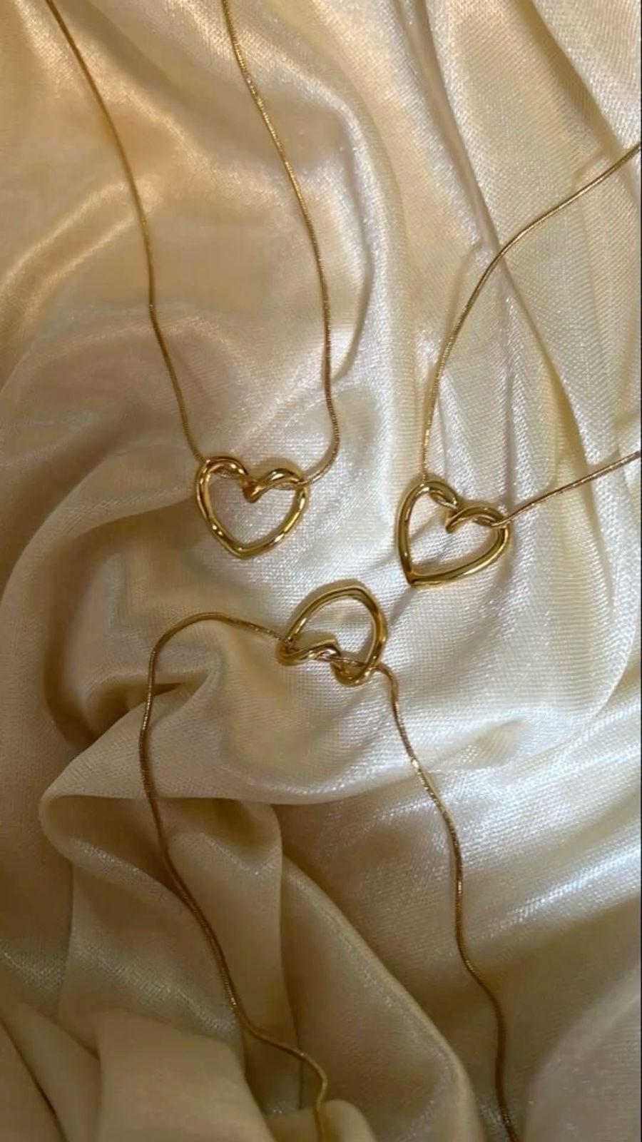 Gold Heart Pendant Necklace for Women – 316L Stainless Steel Anti-Tarnish Waterproof | Minimal Aesthetic Jewelry | Gift for Girlfriend