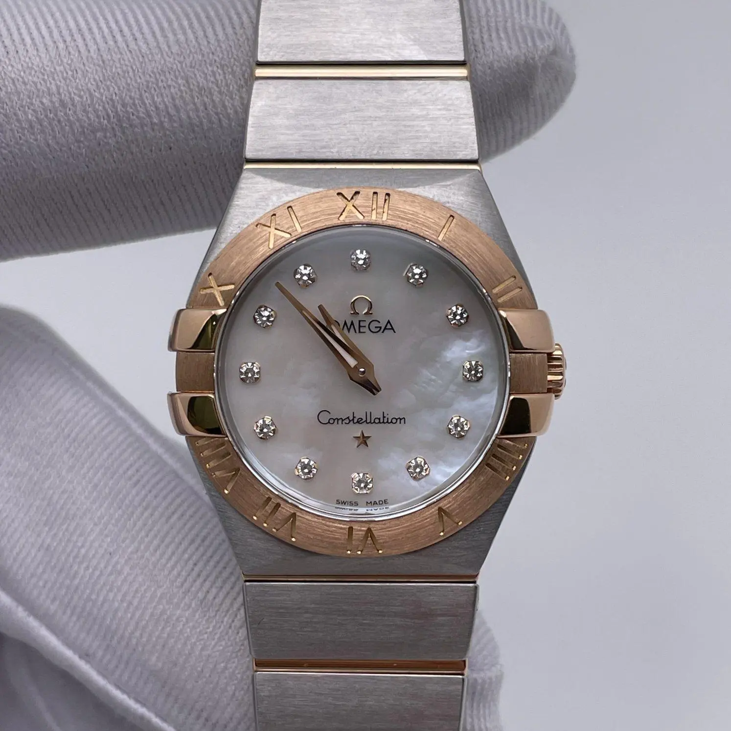 Omega Constellation Quartz Original Factory Diamond-Set 27mm Reference 123.20.27.60.55.004/5798