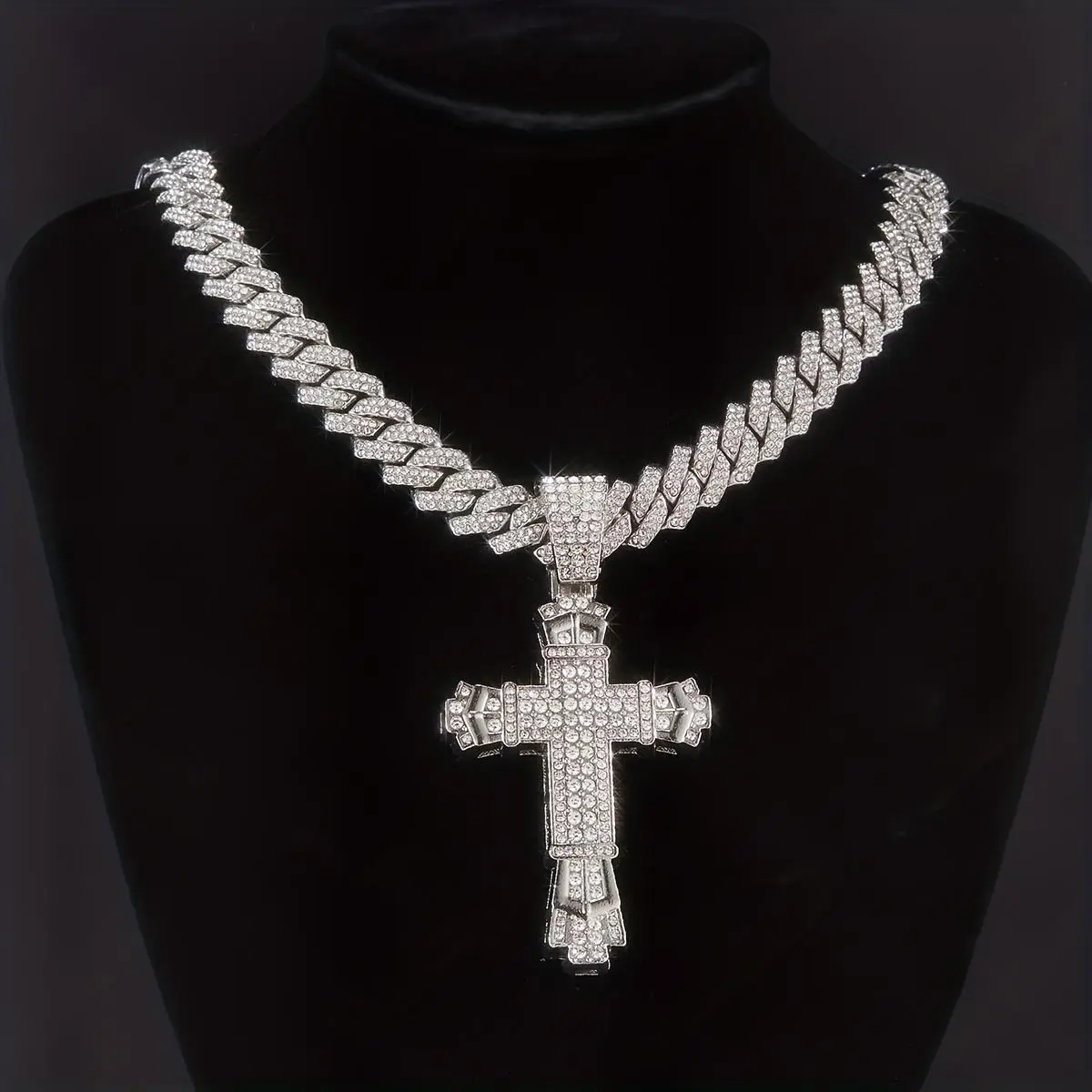 1pc Fashion Large Cross Pendant Cuban Necklace - Unisex Pendant - 14mm Miami Cuban Chain, Elegant Design, Perfect Holiday Gift for Him/Her Jewelry Accessories