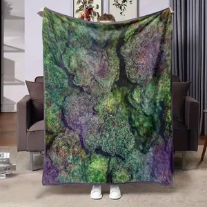 Weed "Psychedelic Mist Rainbow Blue Dream and Purple Kush Flower Bud" Printed Blanket, Skin-Friendly Soft Flannel Blanket, Room Decoration, Bed Blanket, Sofa Blanket. Suitable for Teenagers and Adults