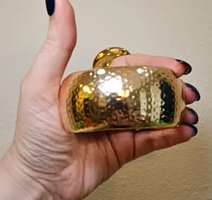 Pulsera YAMI - E-commerce Product with Unique Features and Design, Ideal for Personal Use or Professional Use