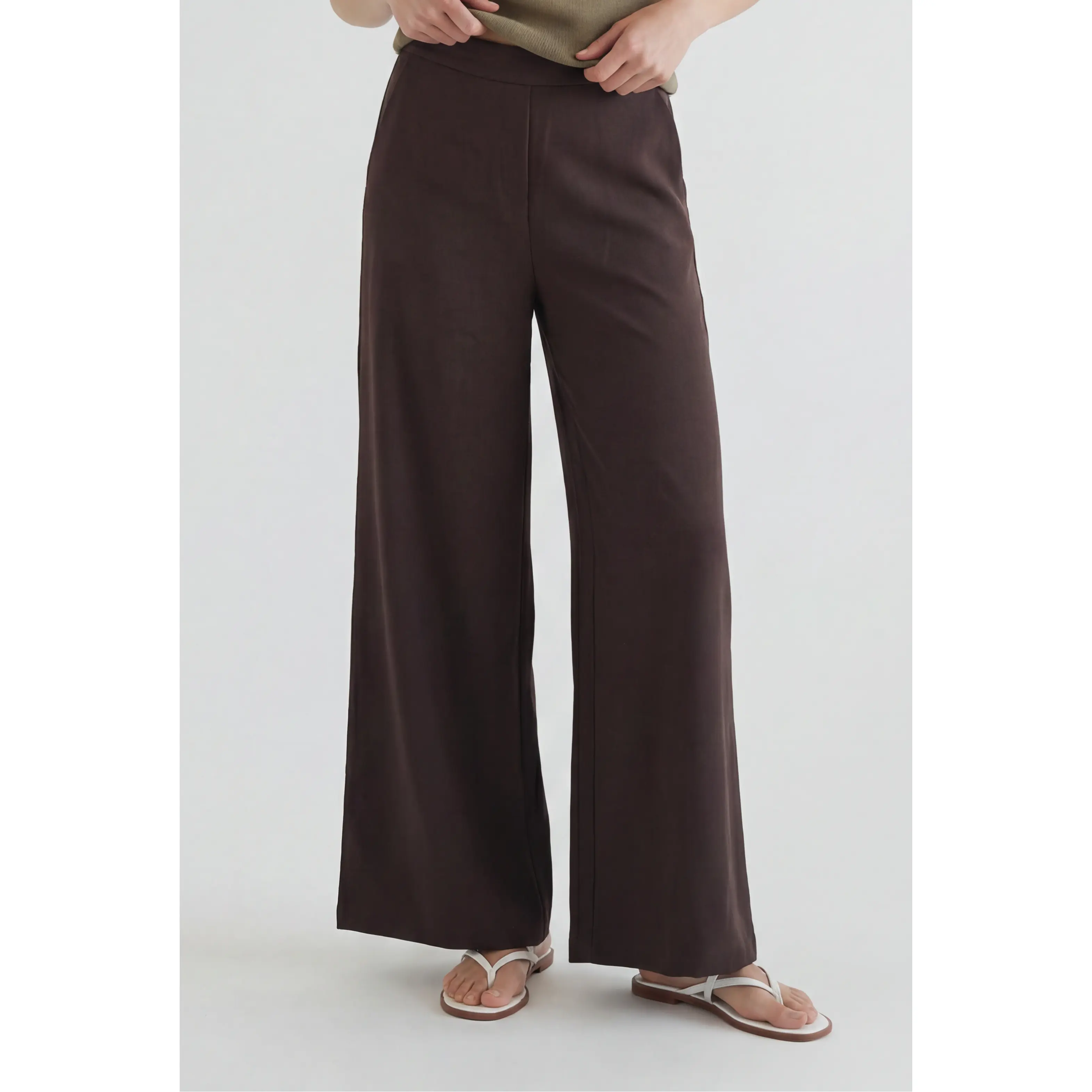 Maeve Pant