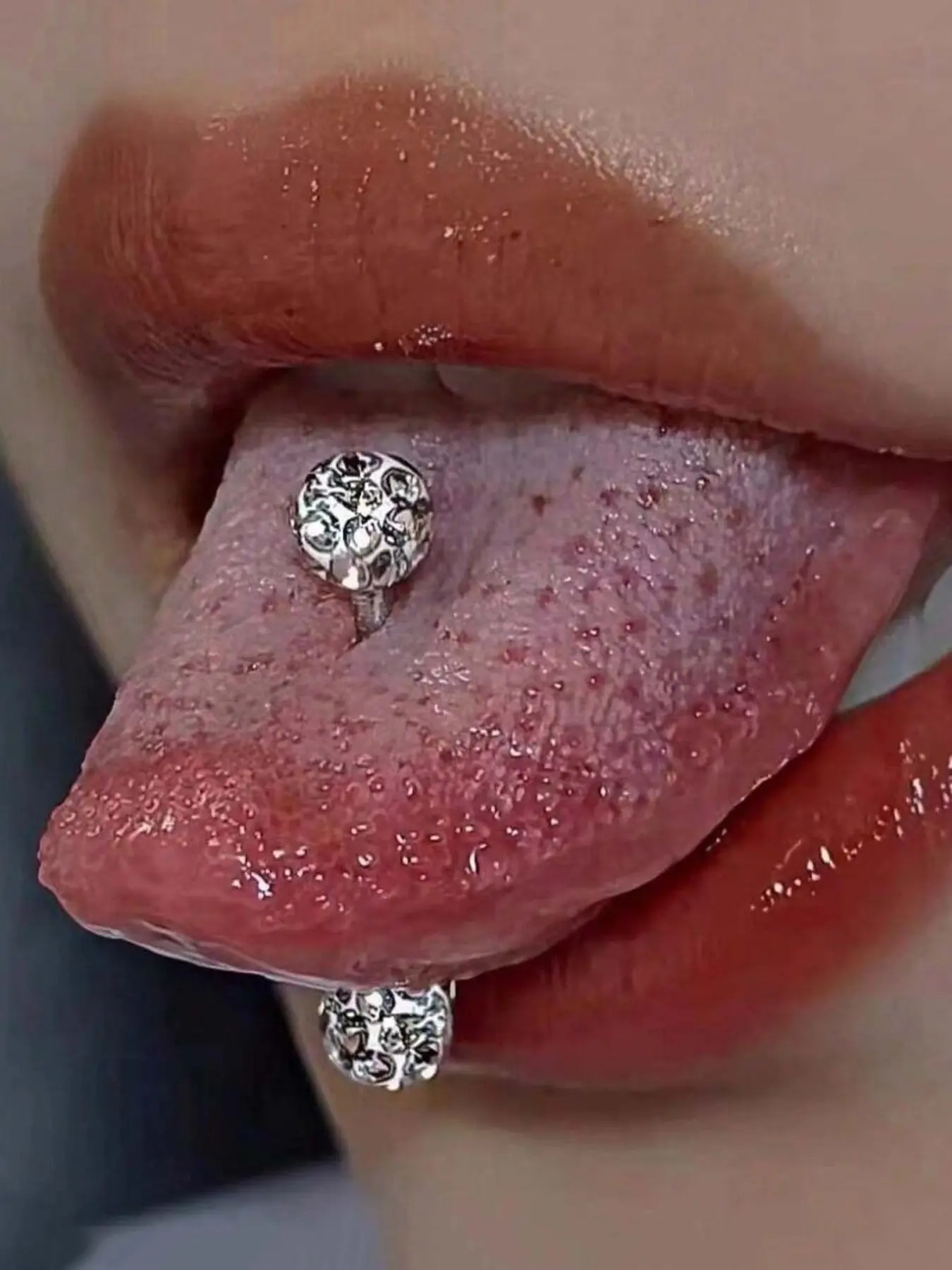 Luxury Titanium Steel Tongue Piercing Jewelry for Women, High Quality Jewelry, Engraved Diamond Design, Glossy Polished Finish, Elegant Daily Accessory, Bernay Tongue Ring, Chic Body Jewelry