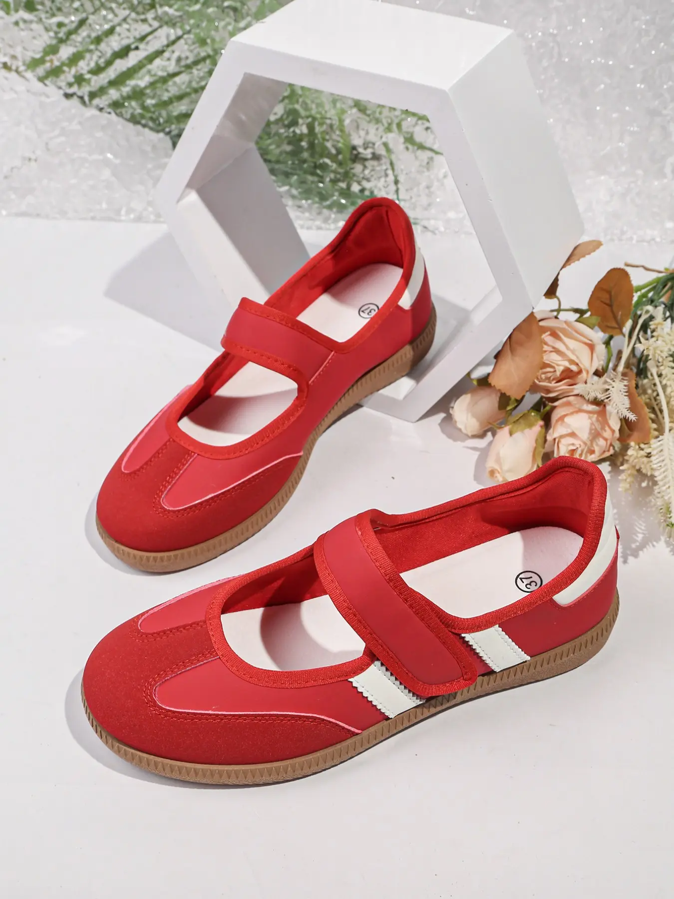 Fashion Sport Shoes for Women, Comfortable Walking and Running Sneakers, Lightweight Outdoor Training Shoes, Flat Sneaker Shoes, Casual PU Leather Design, Trendy Walking Sneakers, All Seasons Sneakers