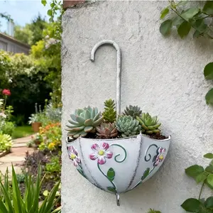 European-Style Wall-Mounted Umbrella Flower Basket, Iron Art Plant Rack, Umbrella Design Outdoor Plant Stand, Suitable for Courtyards Gardens Balconies, Indoor and Outdoor Garden Decorative Flower Pot Art, Garden Accessories, 1pc