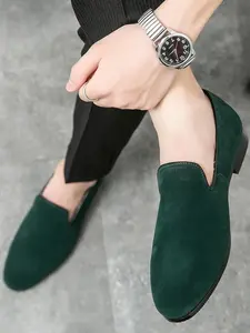 Men's Casual Solid Color Loafers, Lightweight Comfortable Slip-on Shoes for Summer, Fashionable Flat Shoes for Daily Wear Footwear