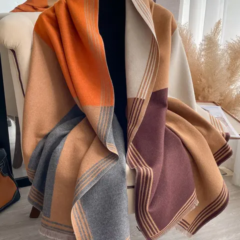 Women's Colorblock Tassel Decor Scarf, Casual Soft Warm Polyester Shawl for Fall & Winter, Fashion Accessories for Women & Men