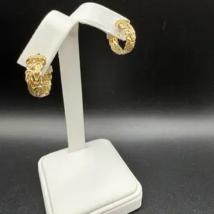 10K Gold Clasic Earrings