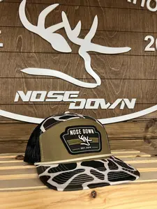 Vintage Black Woven 7 Panel