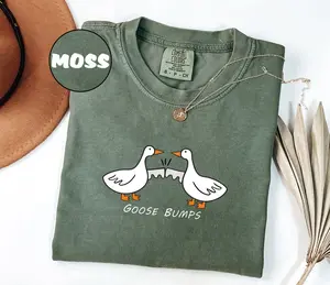 Comfort Colors Women's Moss Green Goose Bumps T-Shirt Silly Goose Graphic Tee 100% Cotton Casual All Seasons Top for Summer Streetwear
